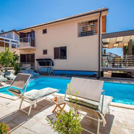 Holiday Home Slava I Oksana By Interhome Трибунь Экстерьер фото