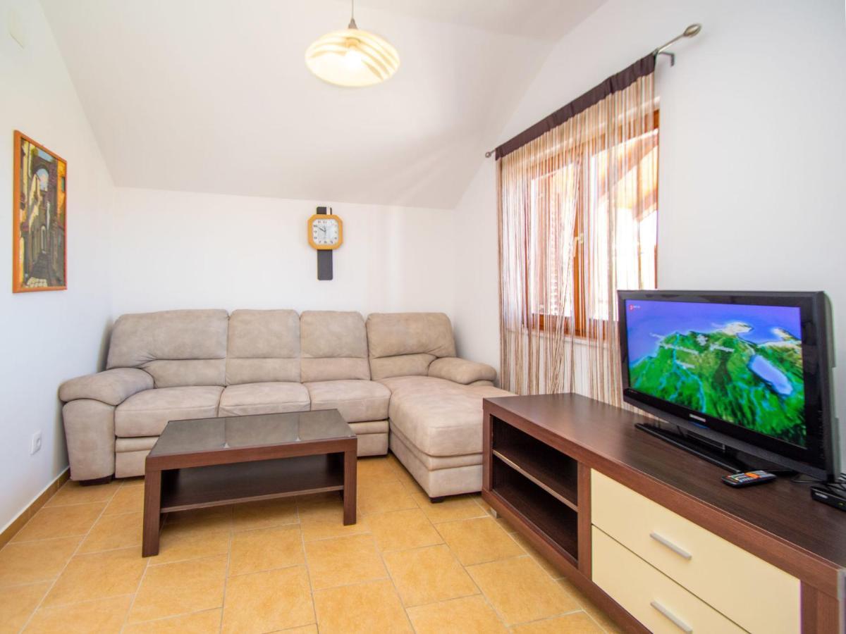 Holiday Home Slava I Oksana By Interhome Трибунь Экстерьер фото